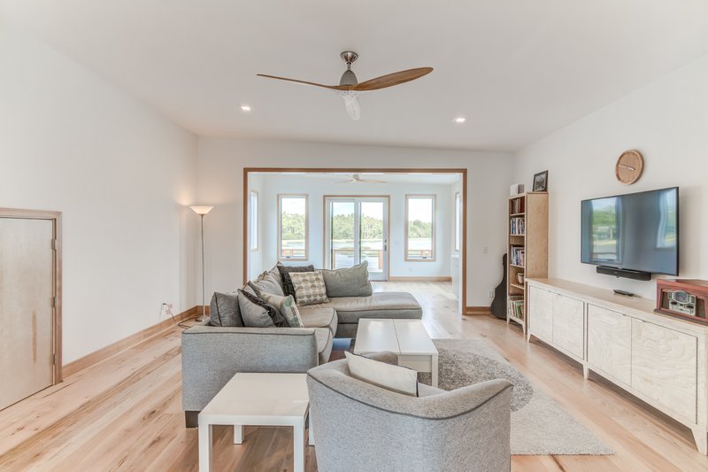 Home remodeling contractor