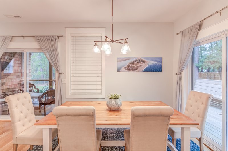 Coastal home builder