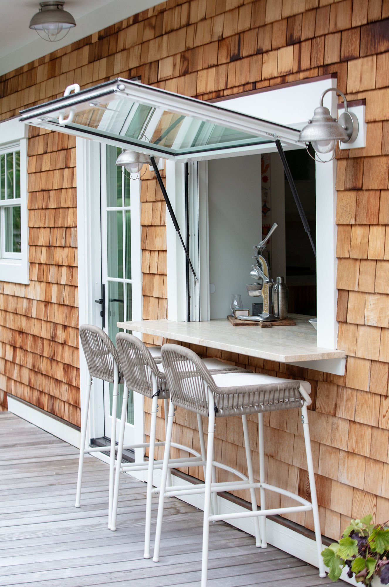 Building for Entertaining: Layout Ideas That Make Hosting Easy cover